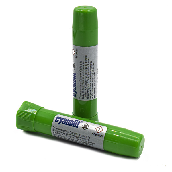 Various Glue: Cyanolit