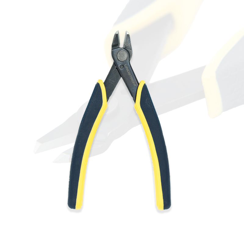 Jewelers Pliers: Lindstrom cutter 6152