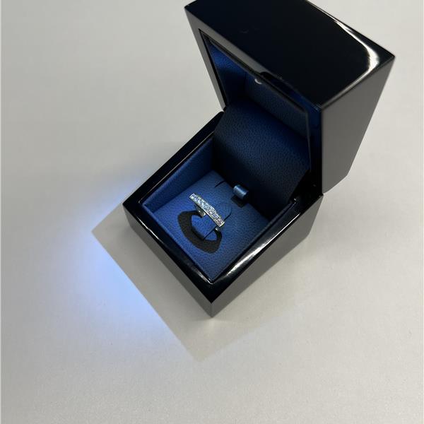 Tools Wooden ring/earringbox with led light